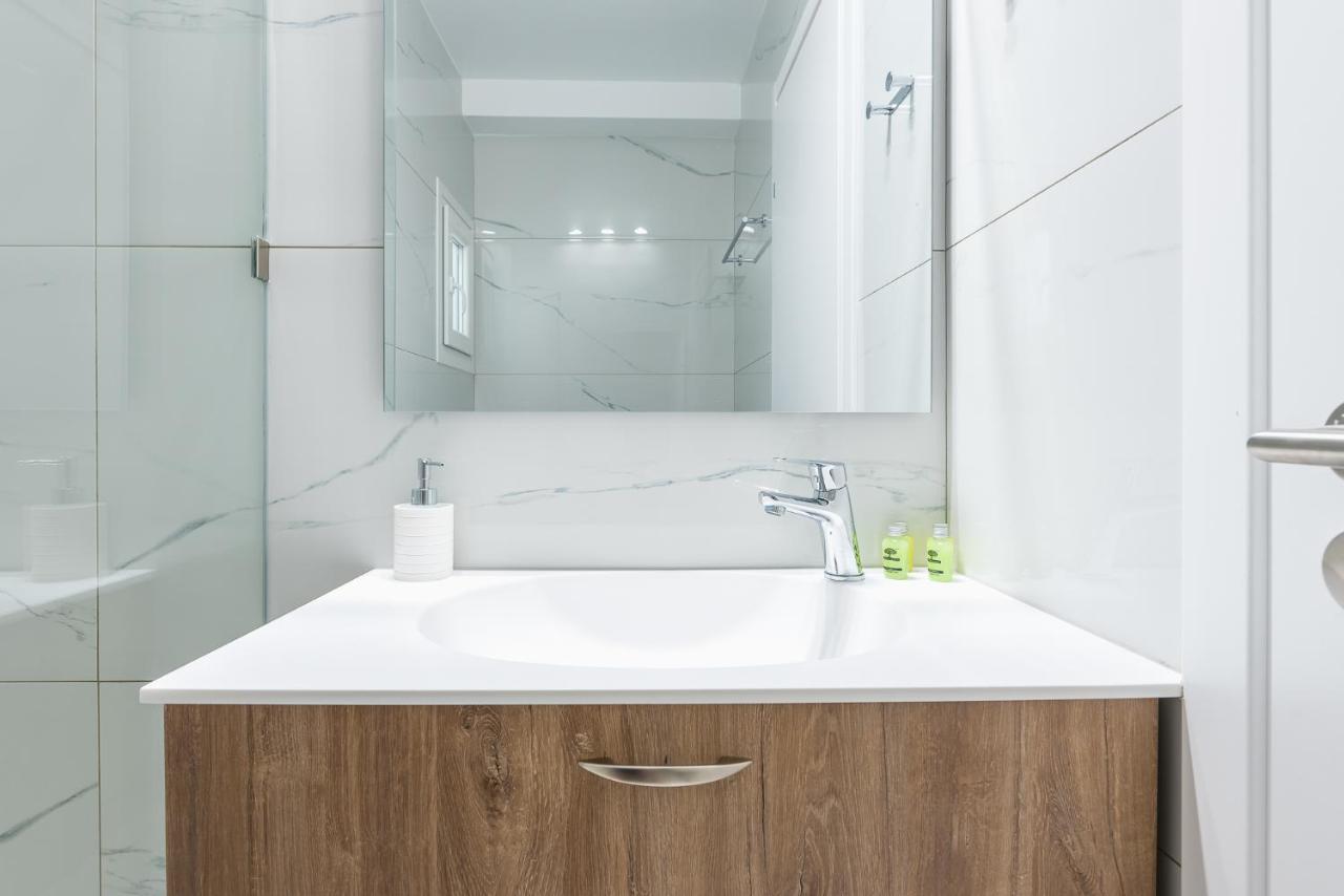 Stylish 1Br Apartment In The Heart Of Koukaki Athens Ngoại thất bức ảnh